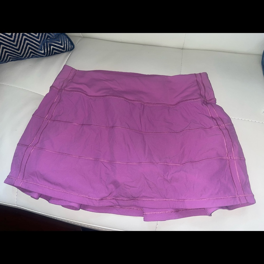 Lulu skirt size 4 regular length !